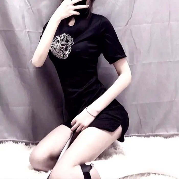 偷穿高跟鞋